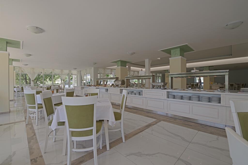 Perla Royal Hotel Приморсько Екстер'єр фото