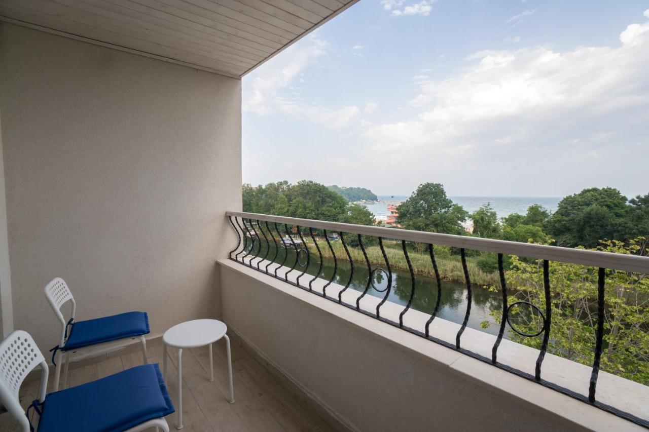 Perla Royal Hotel Приморсько Екстер'єр фото