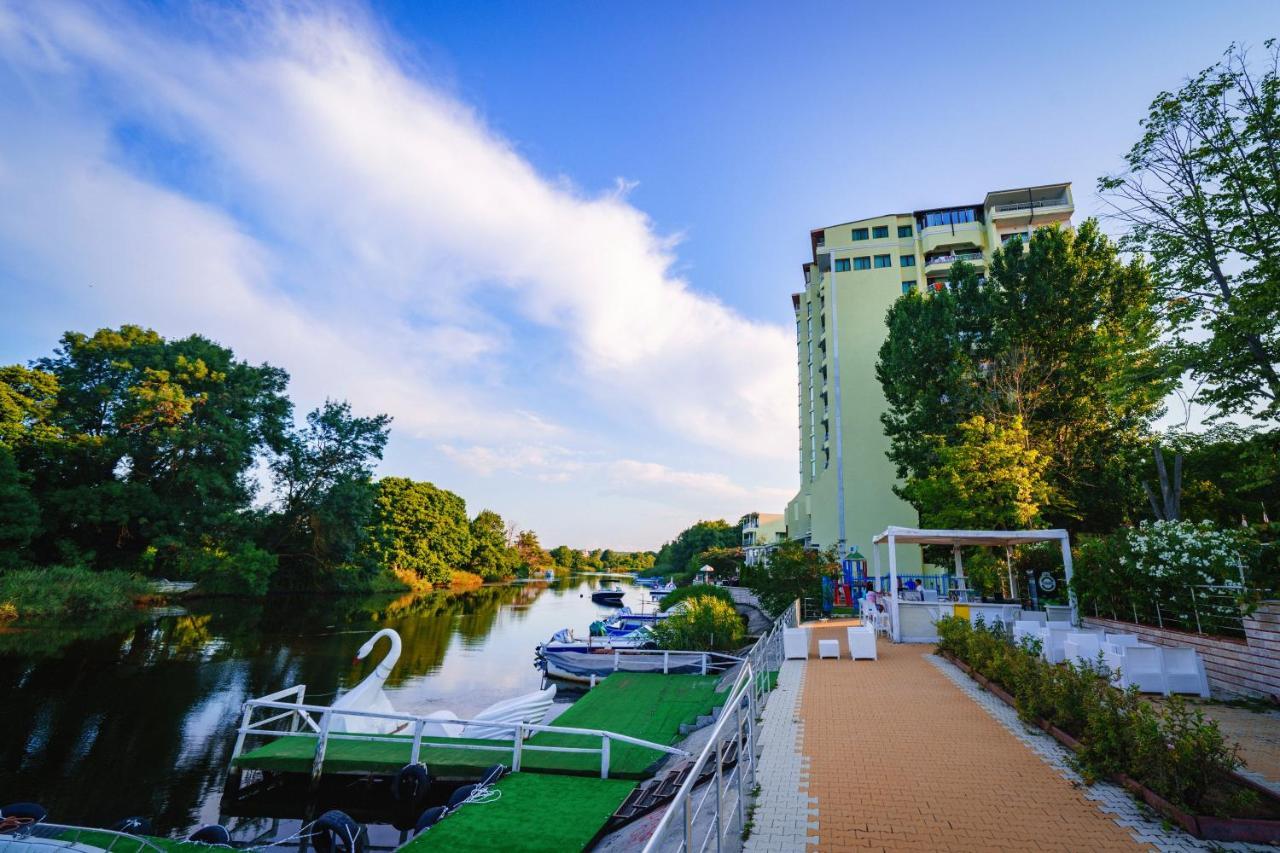 Perla Royal Hotel Приморсько Екстер'єр фото